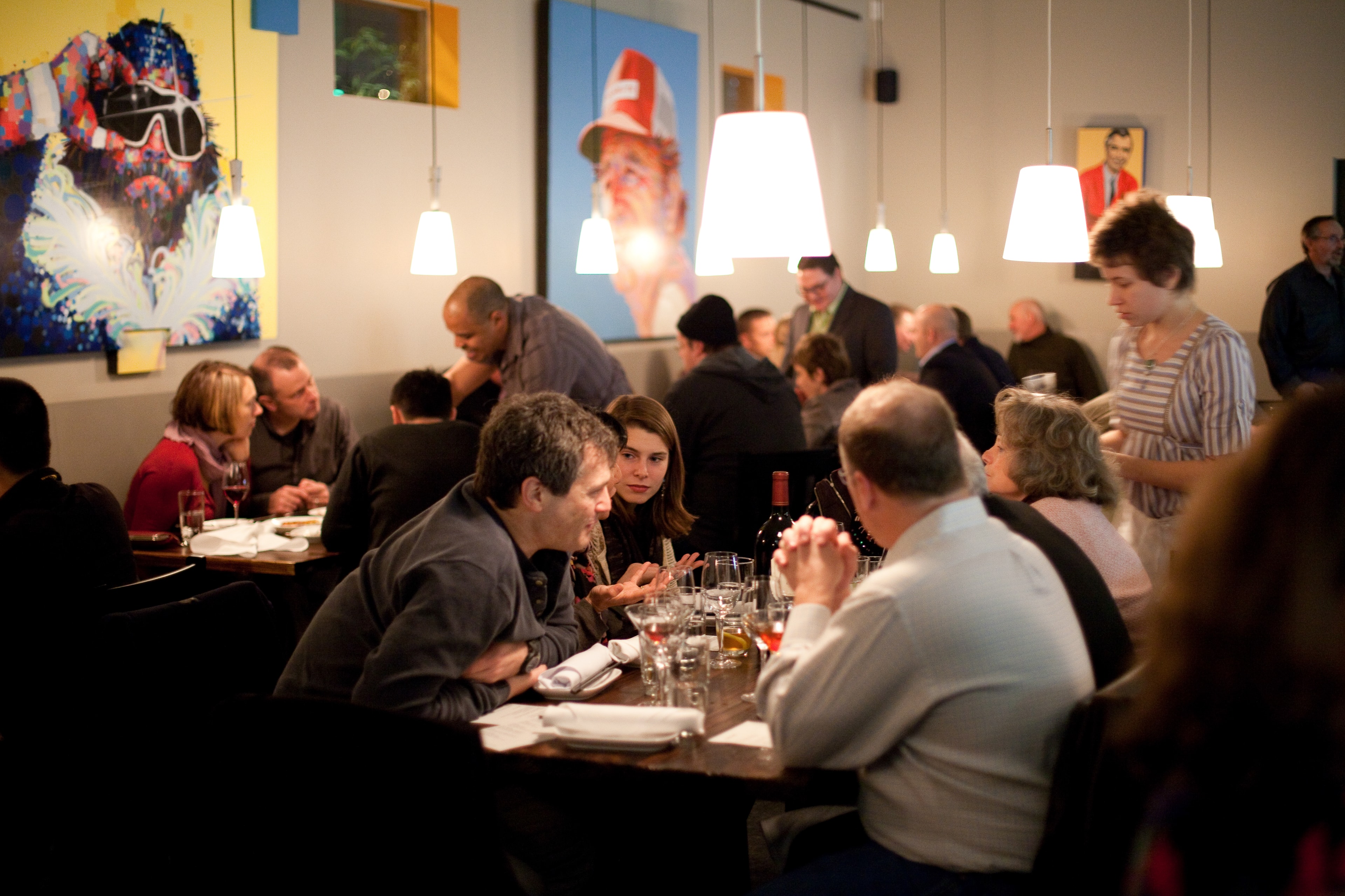 Group Dining in Gallery Space — Events photography by Spice & Ink